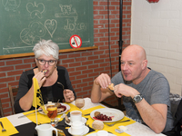 N-VA ontbijtbuffet 8 maart 2015
