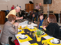 N-VA ontbijt buffet 2014 te Pulderbos